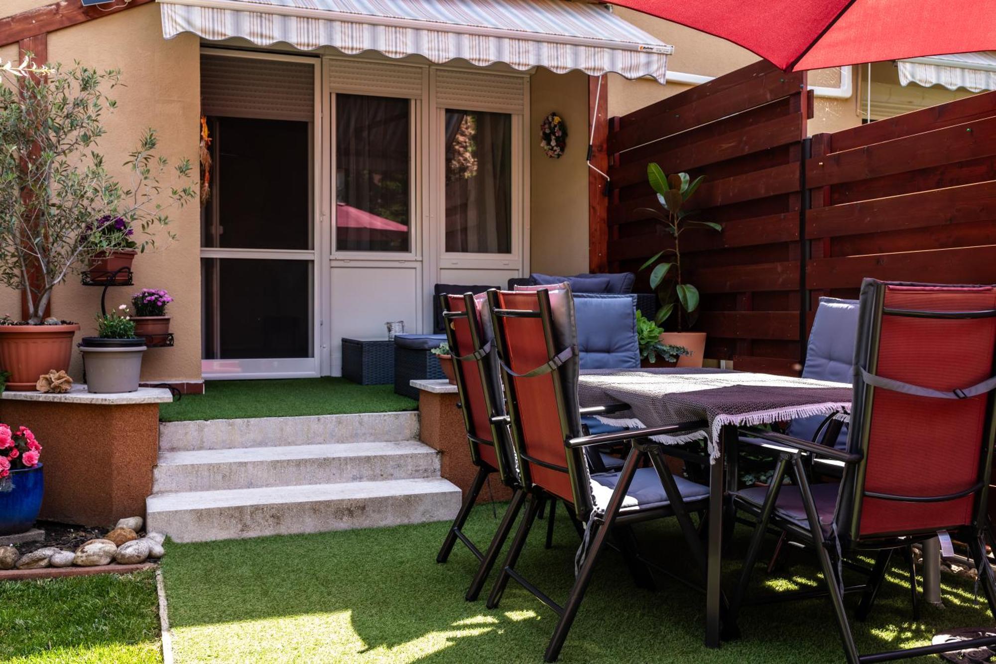 Hévíz Flower Apartment מראה חיצוני תמונה