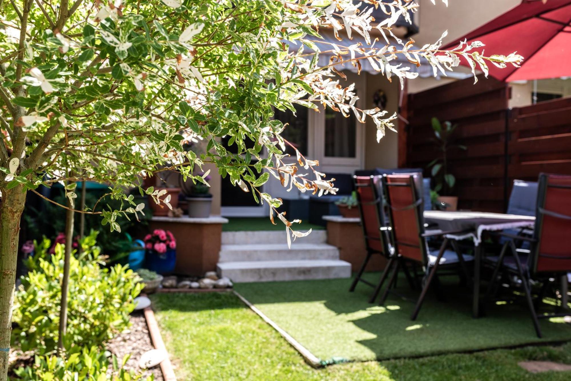 Hévíz Flower Apartment מראה חיצוני תמונה