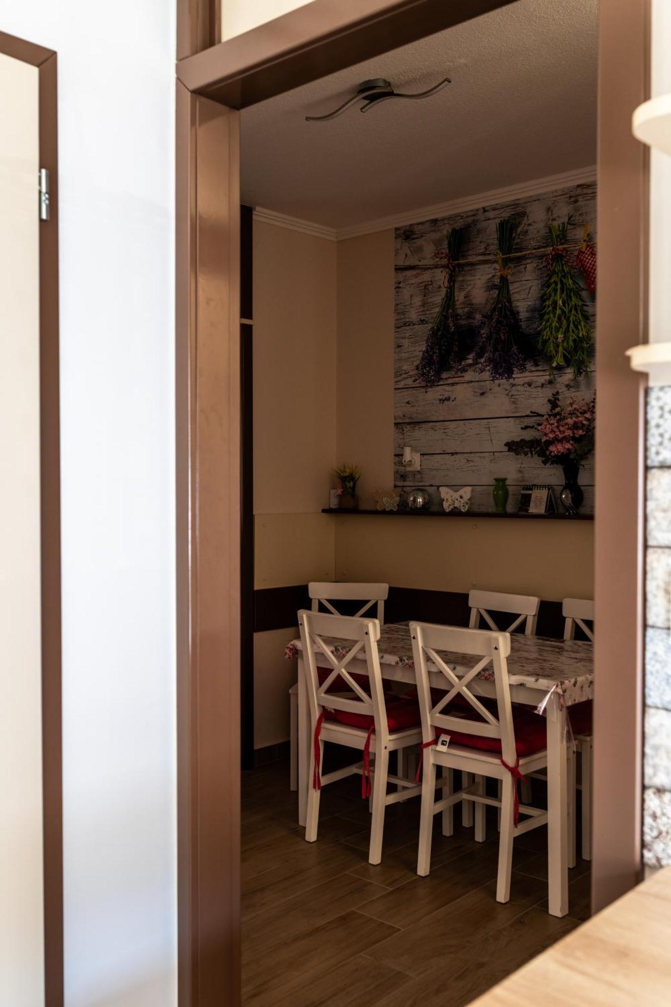 Hévíz Flower Apartment מראה חיצוני תמונה